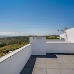 Apartment Happiness - 2bedroom In *