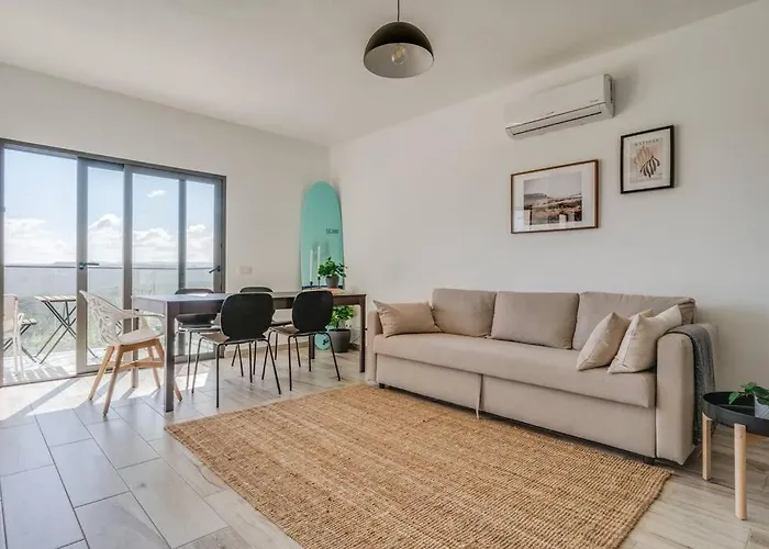 Happiness In By Lisbeyond * Aljezur